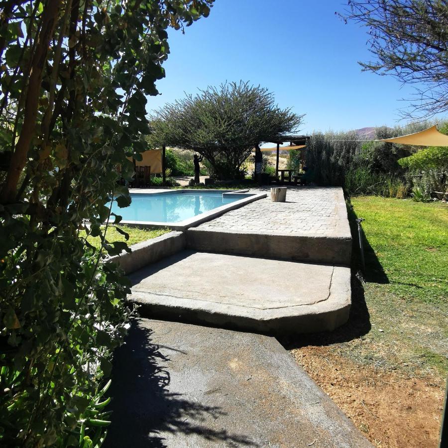 Achab Self Catering Tent Usakos Bagian luar foto