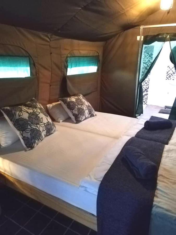 Achab Self Catering Tent Usakos Bagian luar foto