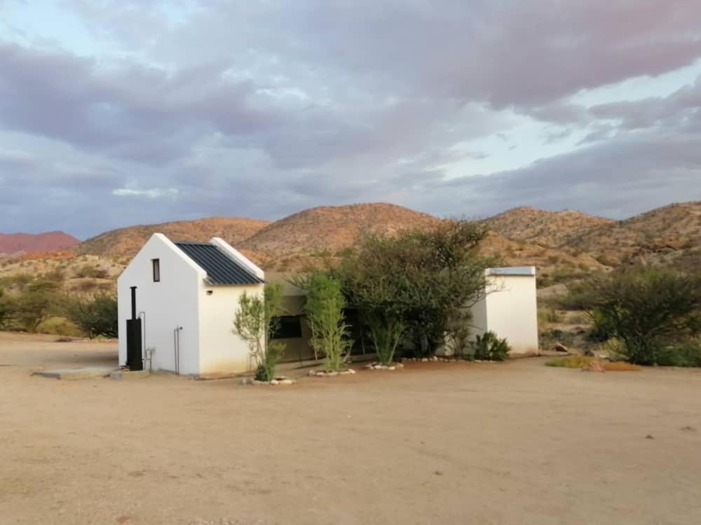 Achab Self Catering Tent Usakos Bagian luar foto