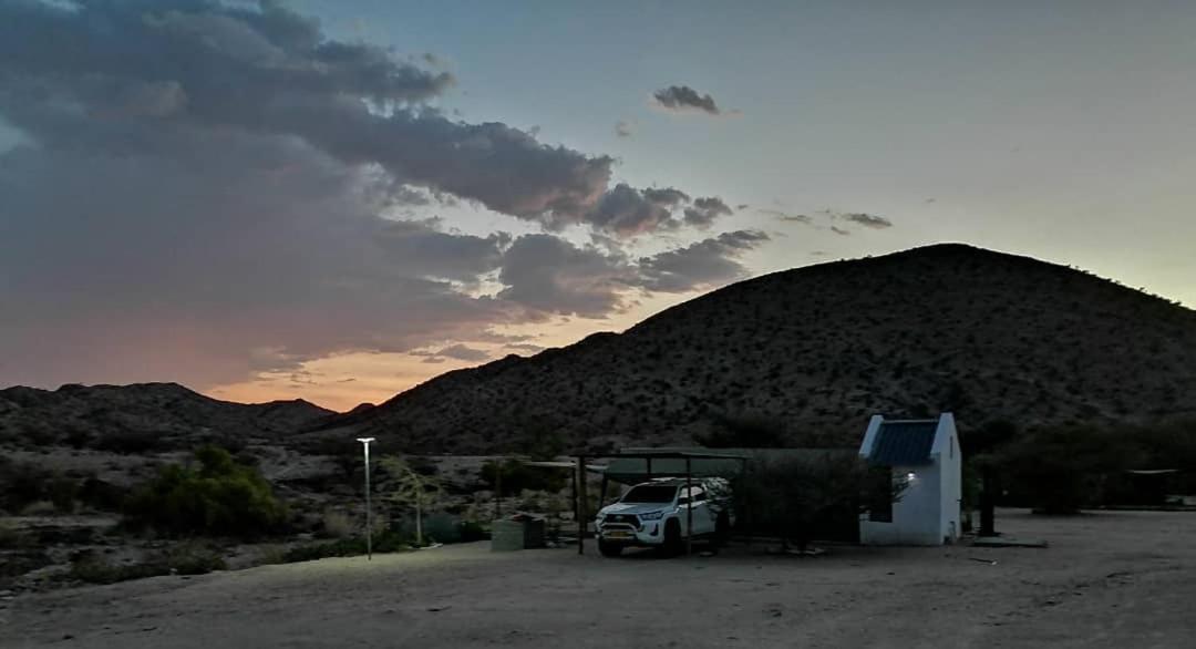 Achab Self Catering Tent Usakos Bagian luar foto